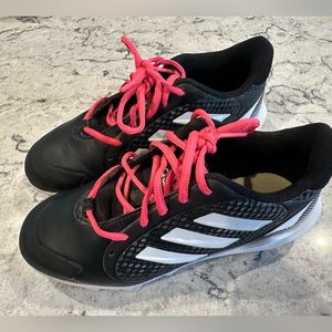 Youth Size 3 Adidas baseball/softball cleats.